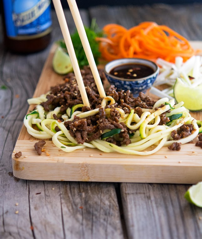 Whole30-Thai-Pork-&-Zoodles-Salad