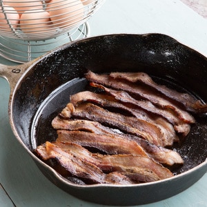 Whole30 Bacon Brands + Where to Find It 2026