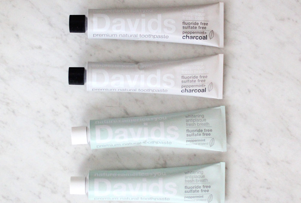 Natural and Organic Toothpastes that are Safe Guide (with EWG Ratings)