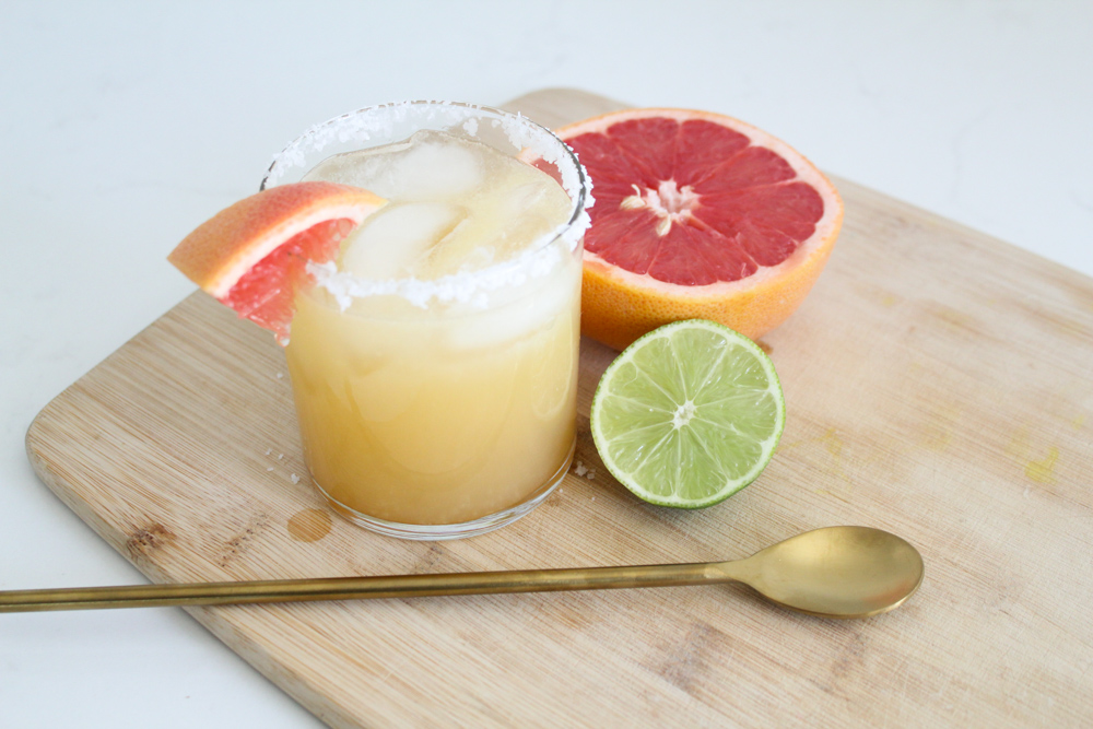Skinny Grapefruit Margarita Recipe (Keto + Sugar Free)