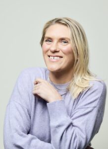 Lindsay Dahl Headshot